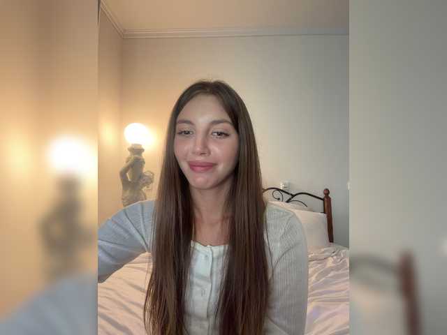 Evelonelfi live cam on BongaCams