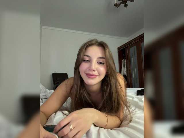 Evelonelfi live cam on BongaCams