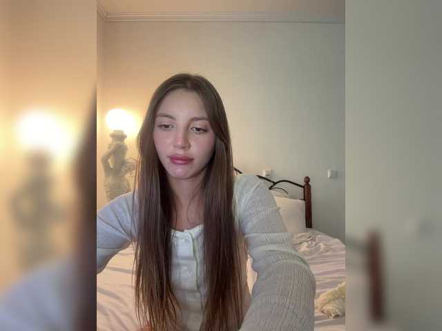 Evelonelfi live cam on BongaCams