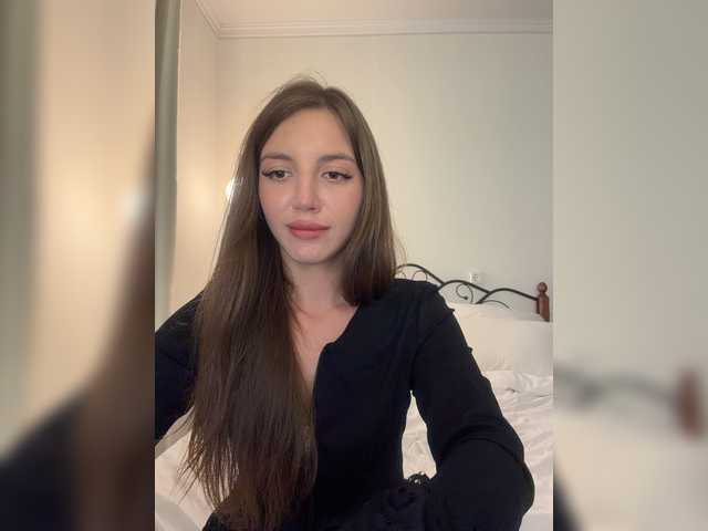 Evelonelfi live webcam show