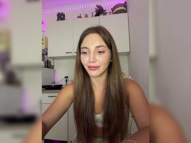 Evelonelfi live cam on BongaCams