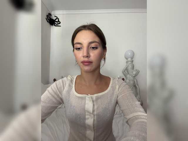 Evelonelfi live cam on BongaCams