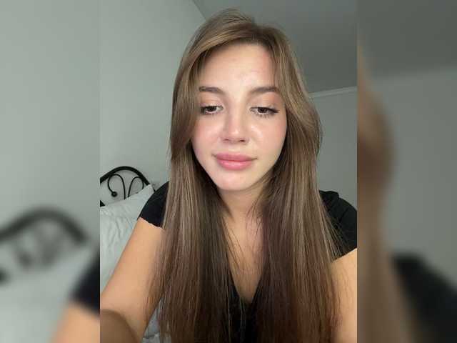 Evelonelfi live cam on BongaCams