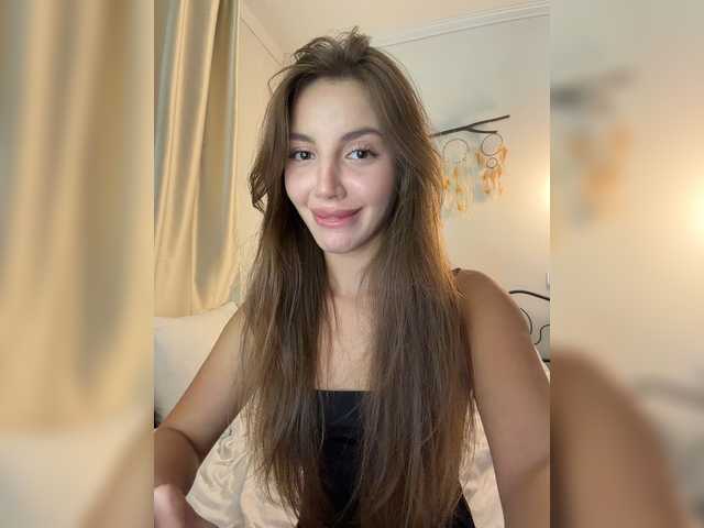 Evelonelfi live cam on BongaCams