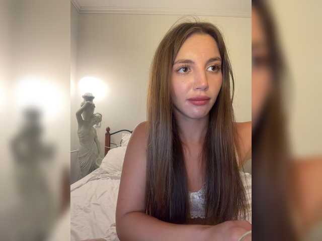 Evelonelfi live cam on BongaCams