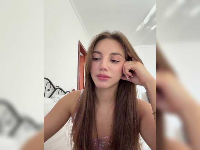 Evelonelfi live cam on BongaCams