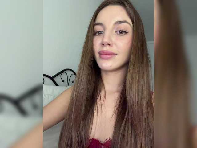 Evelonelfi live cam on BongaCams