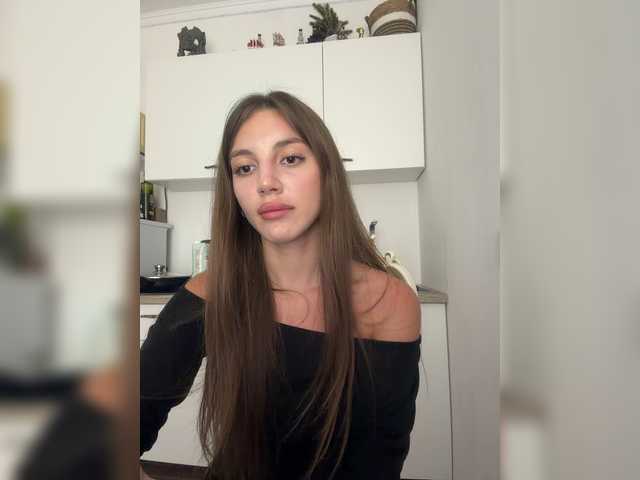 Evelonelfi live webcam show