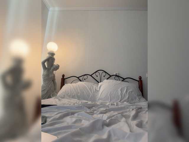 Evelonelfi live cam on BongaCams