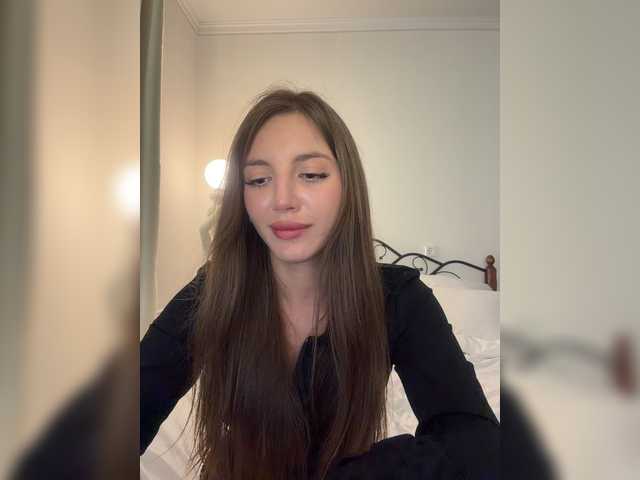 Evelonelfi live cam on BongaCams