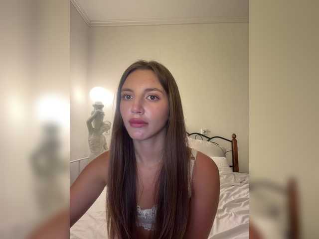 Evelonelfi live cam on BongaCams
