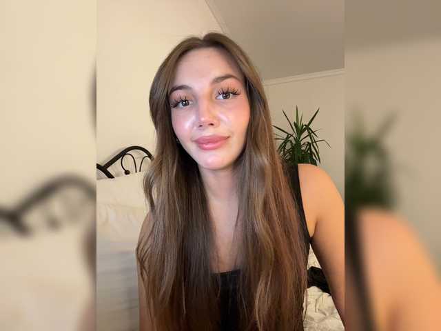 Evelonelfi live cam on BongaCams