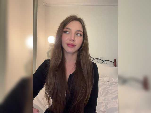 Evelonelfi live cam on BongaCams