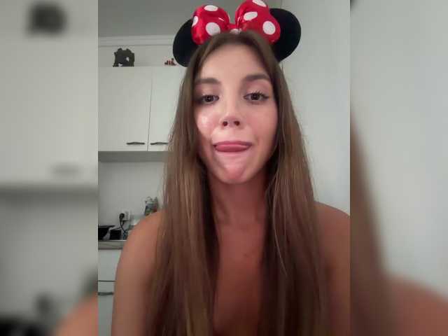 Evelonelfi live cam on BongaCams
