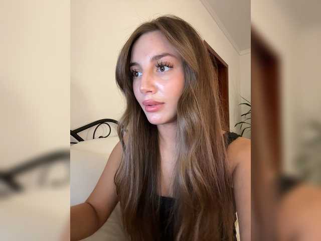 Evelonelfi live cam on BongaCams
