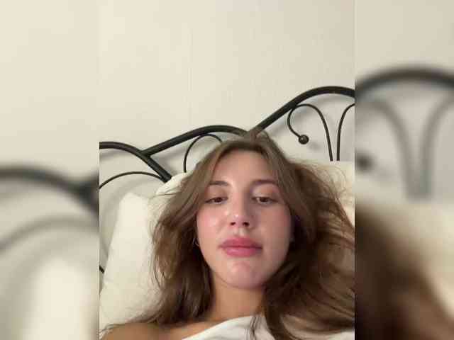 Evelonelfi Sex Cam Show