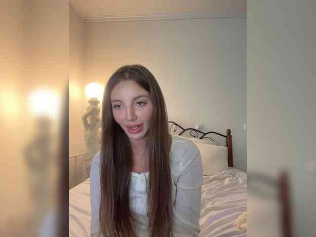 Evelonelfi Live Webcam on BongaCams