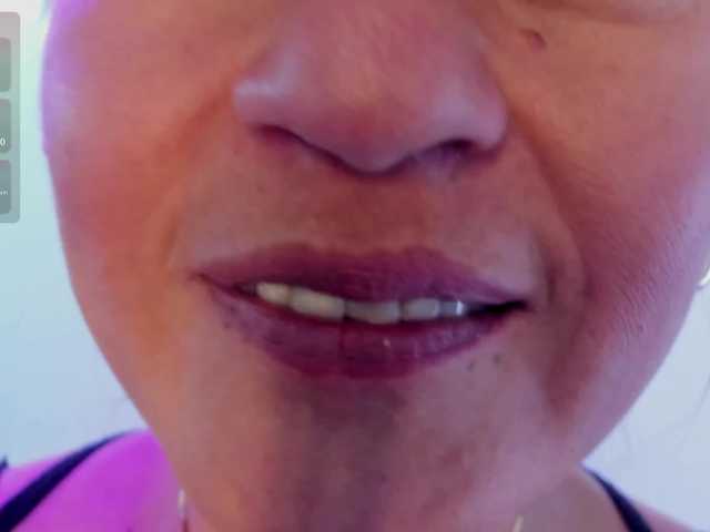 MAGHENTA live cam on BongaCams