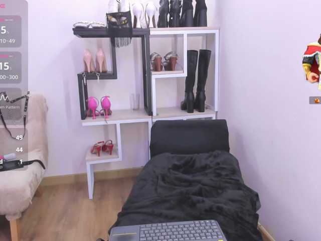 MAGHENTA live cam on BongaCams