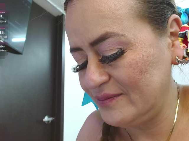 MAGHENTA live cam on BongaCams