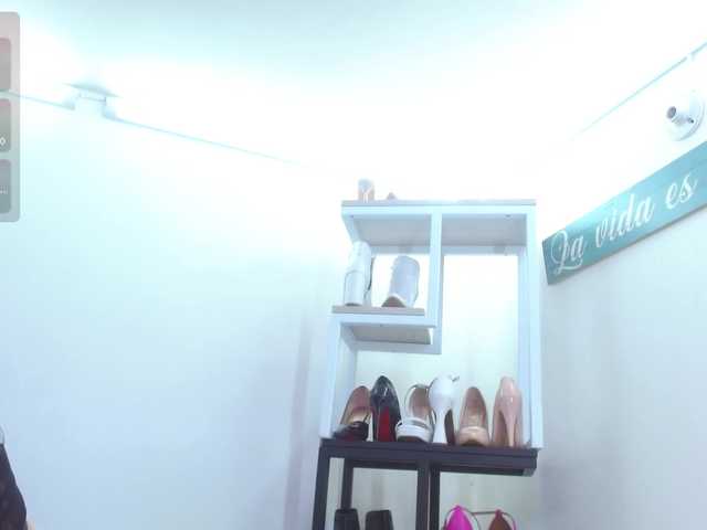 MAGHENTA live cam on BongaCams