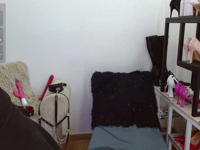 MAGHENTA live cam on BongaCams