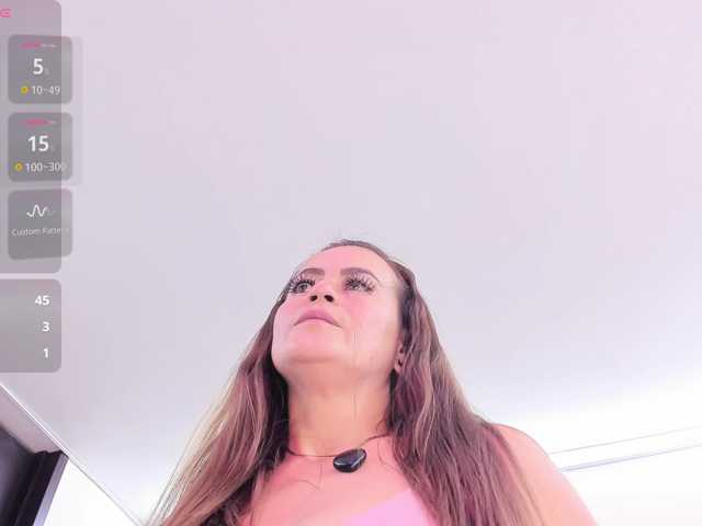 MAGHENTA live cam on BongaCams
