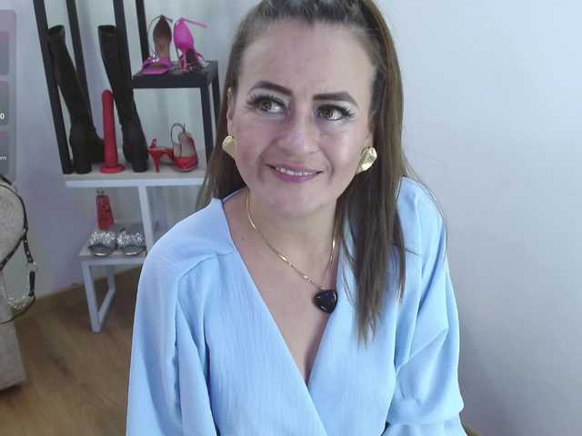 MAGHENTA live cam on BongaCams