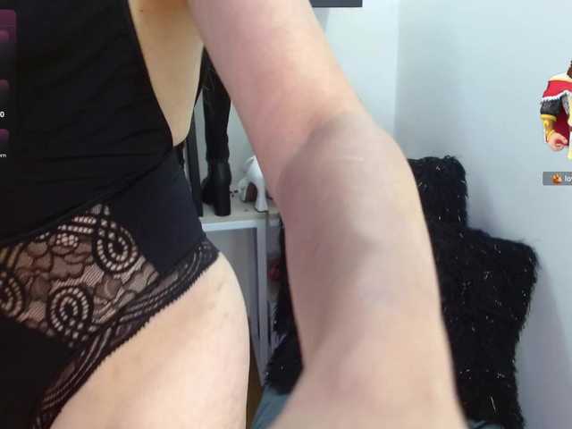MAGHENTA live cam on BongaCams