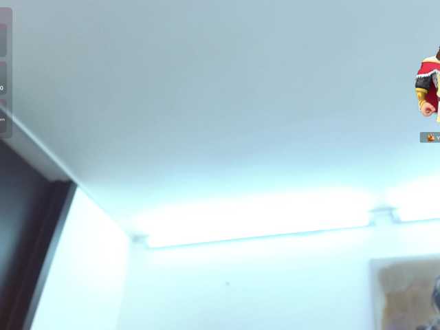 MAGHENTA live cam