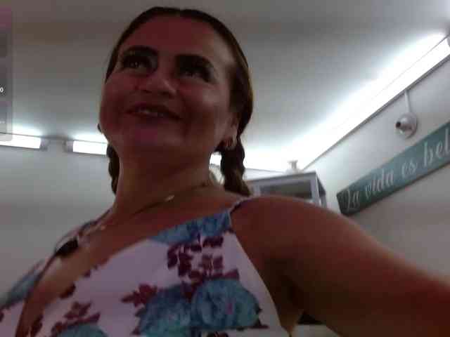 MAGHENTA