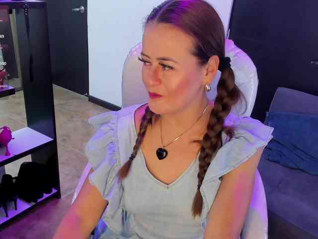 MAGHENTA