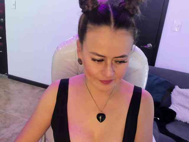 MAGHENTA