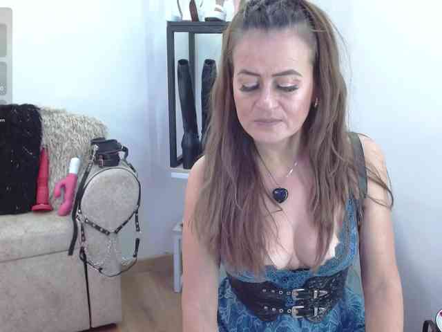 MAGHENTA Sex Cam Show
