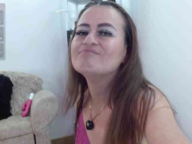 MAGHENTA