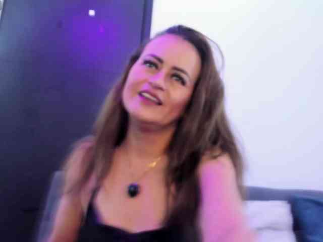 MAGHENTA