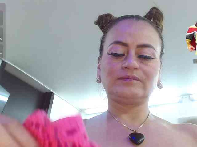 MAGHENTA