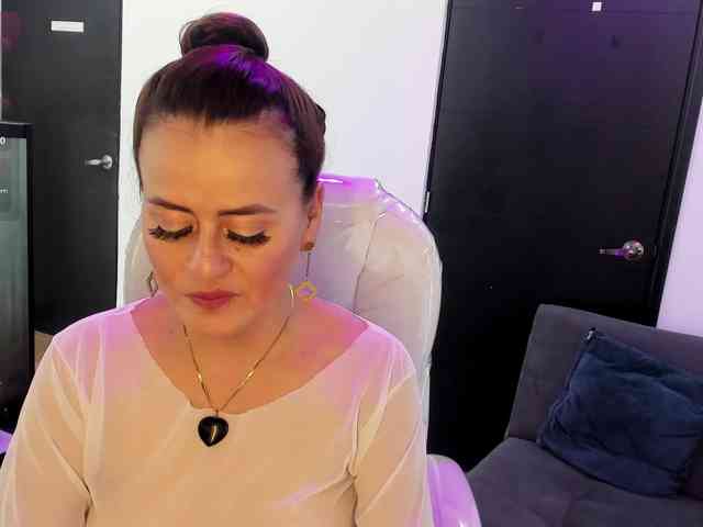 MAGHENTA