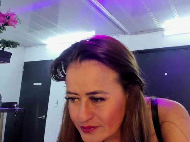 MAGHENTA