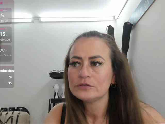 MAGHENTA MAGHENTA