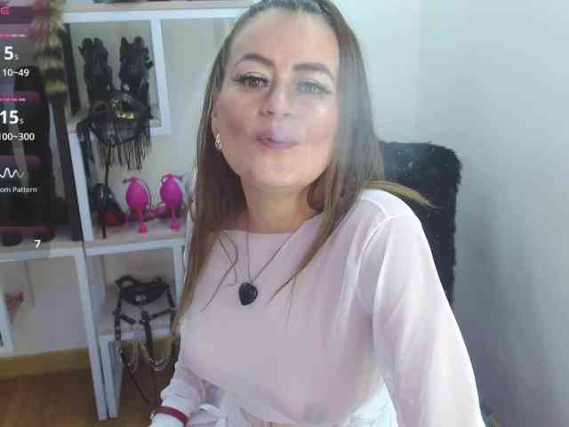 MAGHENTA