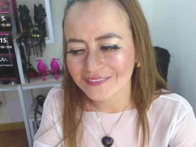 MAGHENTA
