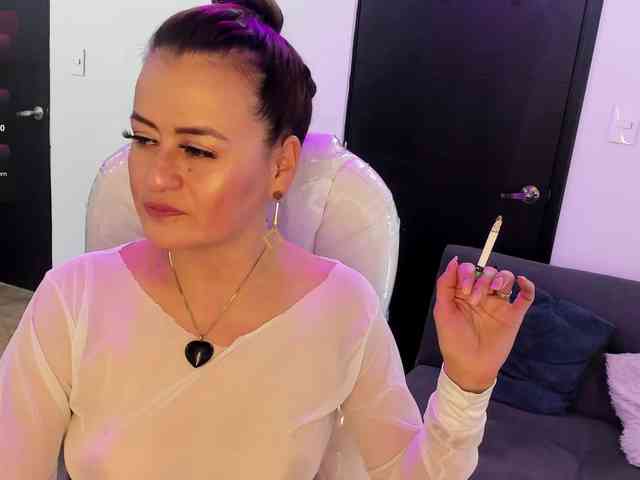 MAGHENTA