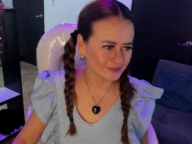 MAGHENTA