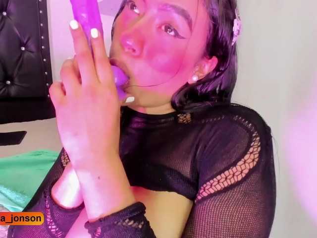 atenea-jonson live cam on BongaCams