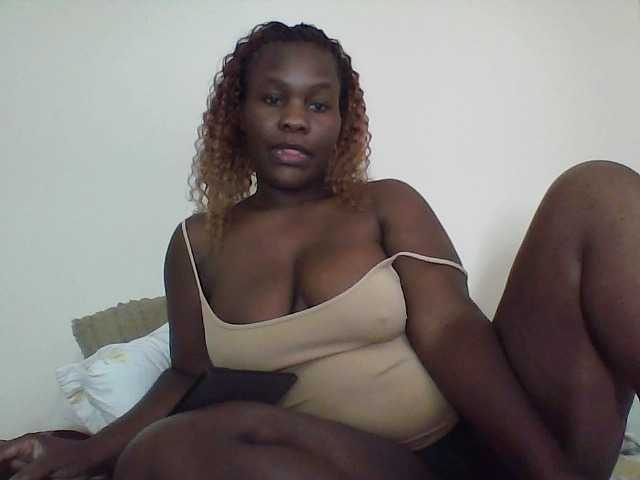 Sexybablas live cam on BongaCams