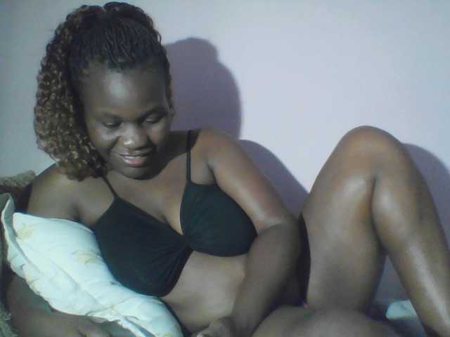 Sexybablas live cam on BongaCams