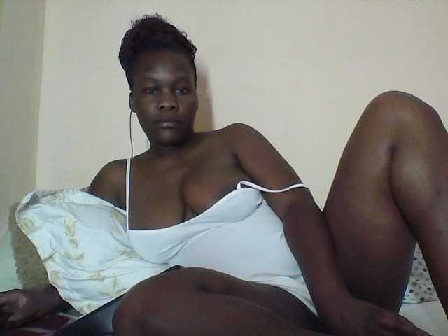 Sexybablas live cam on BongaCams