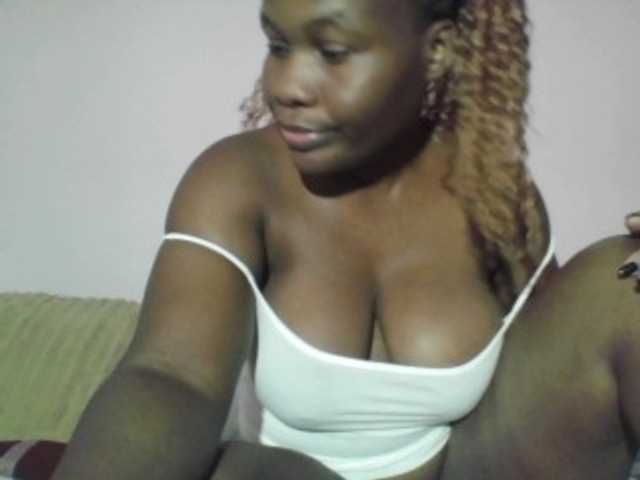 Sexybablas live cam on BongaCams