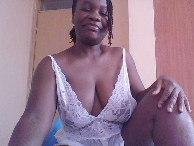 Sexybablas live cam on BongaCams
